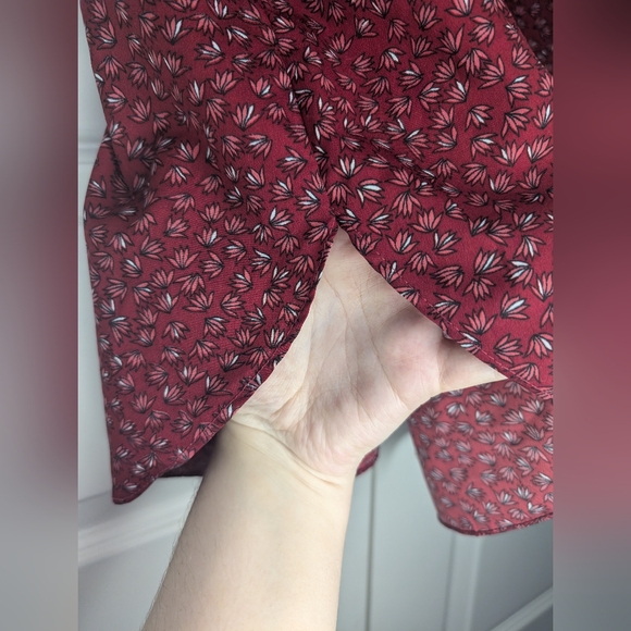 Anthropologie Ranna Gill Women XS Tank Blouse Red Cutout Neckline Ruffle Sleeve - Picture 7 of 10